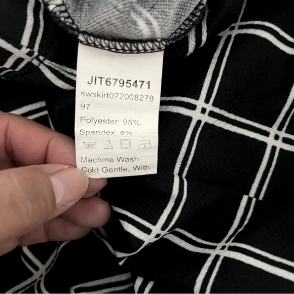 Forever 21 & SHEIN Bundle of (4) Women’ Large Pencil Skirts Plaid Multicolor EUC - Picture 4 of 16